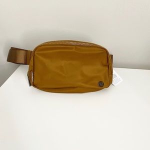 NEW!! Lululemon Everywhere Belt Bag in Burnt Caramel **SHIPS SAME DAY!!**